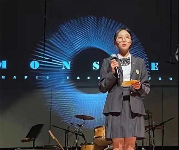 如何定義精彩的人生？三個朝陽凱文女孩給出了時(shí)代的答案