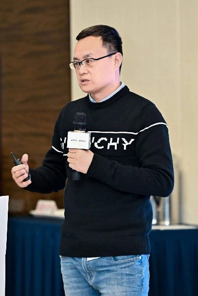 汽車(chē)行業(yè)步入智能時(shí)代，車(chē)企將如何做好數(shù)字化轉(zhuǎn)型？