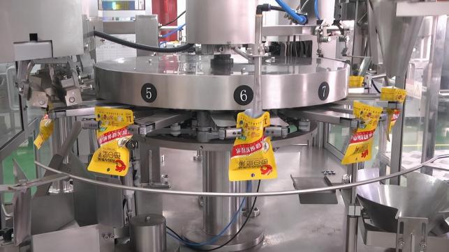 新華社民族品牌工程名單出爐，洽洽成堅(jiān)果行業(yè)首家