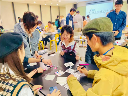 游戲化演繹碳故事，同濟(jì)大學(xué)設(shè)計創(chuàng)意學(xué)院“可持續(xù)設(shè)計理念”結(jié)課