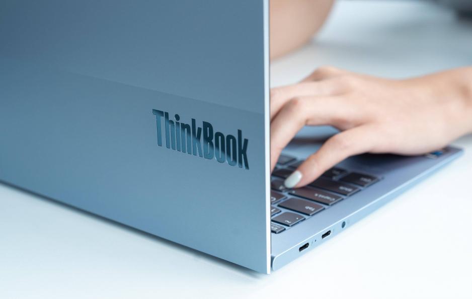 ThinkBook 13x冰雪藍正式開售，破冰青年口彰顯銳意鋒芒