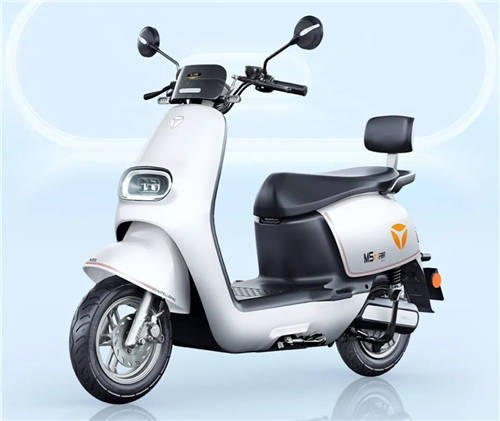 新發(fā)布兩款雅迪電動(dòng)車(chē)，一次充電續(xù)航超過(guò)120公里，可跨城行駛