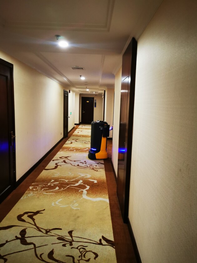 普渡機器人馳援深圳酒店，助力醫(yī)護人員構(gòu)筑健康防線