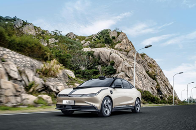 威馬汽車是中國(guó)主流市場(chǎng)領(lǐng)先最大電動(dòng)汽車品牌，研發(fā)了EX5、W6等產(chǎn)品