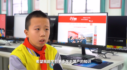 江西省首個(gè)計(jì)算機(jī)網(wǎng)信教室開課，麒麟操作系統(tǒng)助力“開學(xué)第一課”
