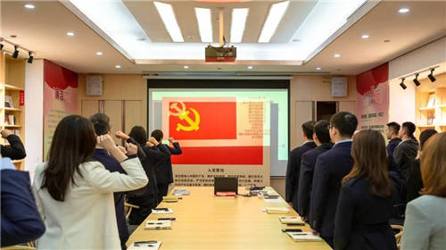 黨建引領(lǐng)促服務(wù)，碧桂園服務(wù)打造群眾信賴的“紅色物業(yè)”