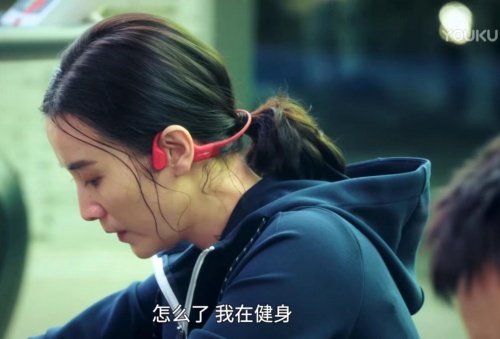 從熱劇《盛裝》到雜志《Champion》，韶音運動耳機為何總是時尚icon
