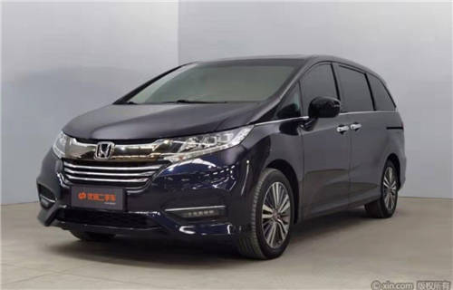 25萬(wàn)級(jí)7座商務(wù)車怎么選？?jī)?yōu)信二手車合肥大賣場(chǎng)給你答案