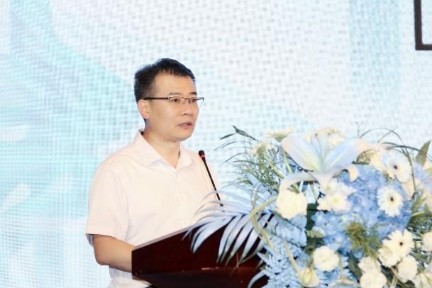 全面起跑新優(yōu)勢，信息技術(shù)再領(lǐng)航