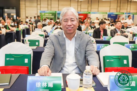 新賽道，新起點(diǎn)，精裝修產(chǎn)業(yè)及各企業(yè)家們將在同心共筑中國(guó)夢(mèng).jpg