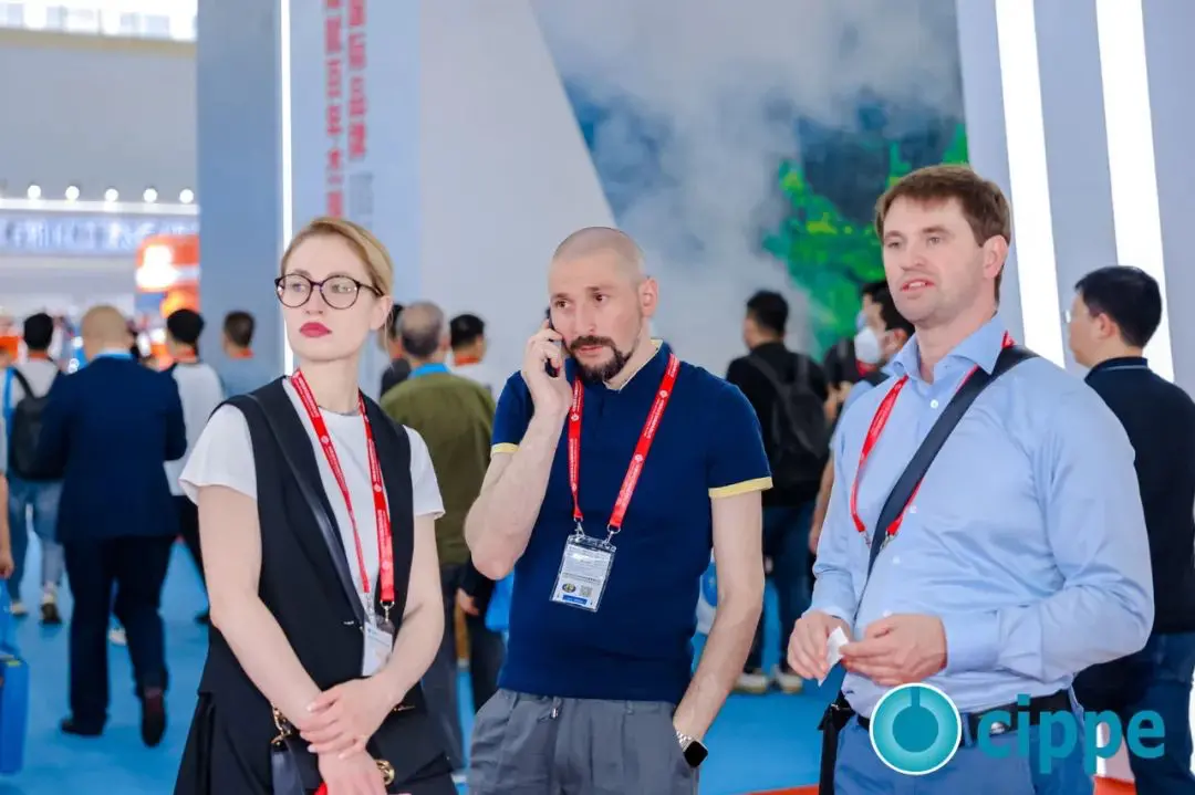 為保障cippe2023企業(yè)參展效果，cippe組委會(huì)積極邀約俄羅斯、美國(guó)、德國(guó)、加拿大、英國(guó)、日本、韓國(guó)、挪威、新加坡等國(guó)際專(zhuān)業(yè)采購(gòu)商2.png