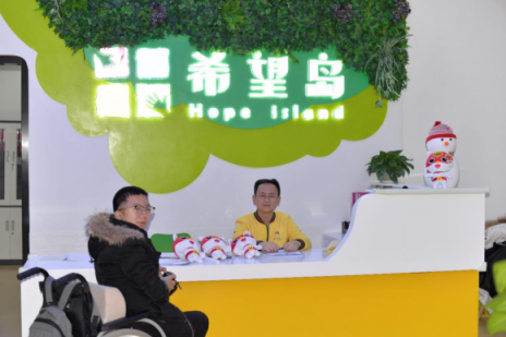 少兒編程，讓兩個(gè)孤獨(dú)的靈魂碰撞出一束溫暖的光