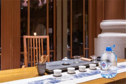 品質(zhì)決定價(jià)值：“巴馬吉壽泉”礦泉水 重新定義高端飲用水