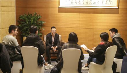 同樣都是會(huì)員制，有好東西憑什么比阿里賣(mài)的貴？