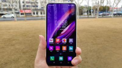 vivo APEX 2019成為中移動(dòng)5G測試機(jī) 與諾基亞貝爾聯(lián)合實(shí)現(xiàn)外場視頻通話