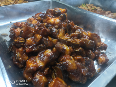 “硬核”的高校食堂，竟然也做著低卡的學(xué)生餐？