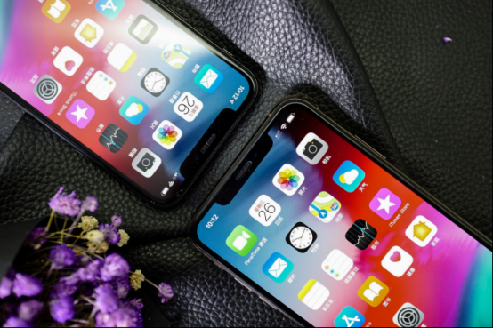 iPhone調(diào)價VS國產(chǎn)機漲價，短兵相接之下蘋果勝算幾成？