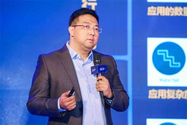 混合云向邊緣延伸！ZStack Mini超融合和ZStack CMP重磅發(fā)布！