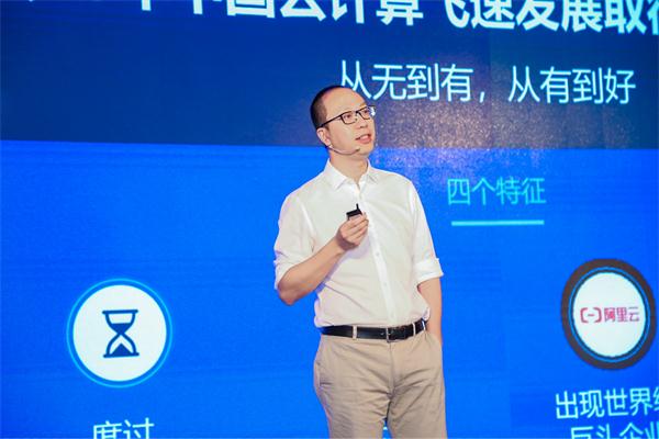 混合云向邊緣延伸！ZStack Mini超融合和ZStack CMP重磅發(fā)布！