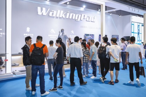 WalkingPad走步機亮相上海體博會：家庭輕運動時代已經(jīng)來臨