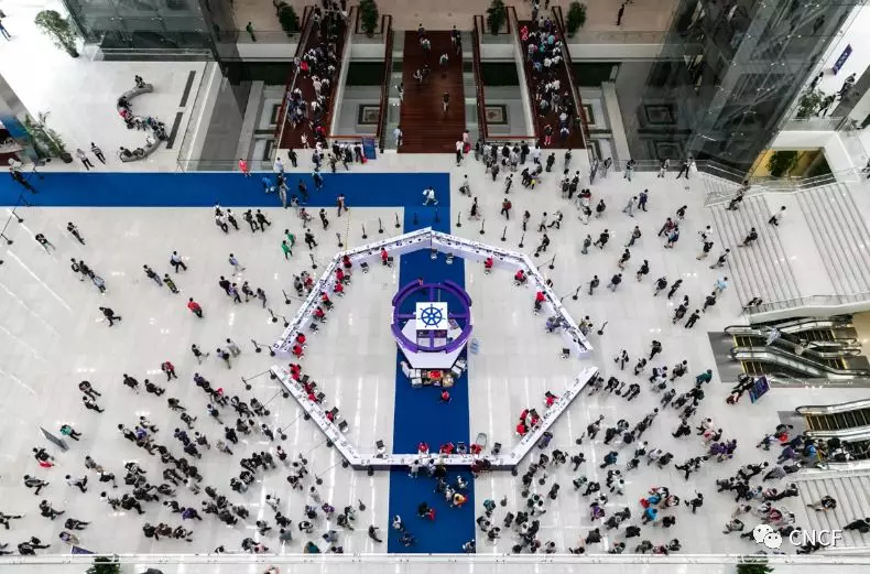 KubeCon + CloudNativeCon + Open Source Summit 2019大會第二天看點不斷!