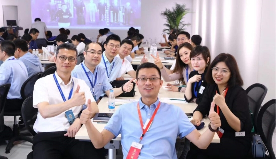 中國(guó)綠公司聯(lián)盟圓桌會(huì)走進(jìn)酷特智能，共享商業(yè)模式創(chuàng)新升級(jí)奧秘