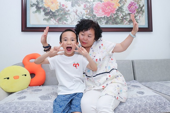 退休不是重點(diǎn)，老母親選擇“硬核”生活