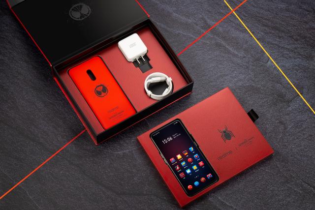 realme 蜘蛛俠電影定制禮盒7月9日正式開售，售價僅為1799元