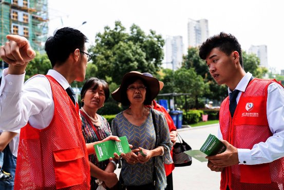 鏈家化身城市綠坐標(biāo)， 牛奶紙盒回收項目啟動會成功舉辦