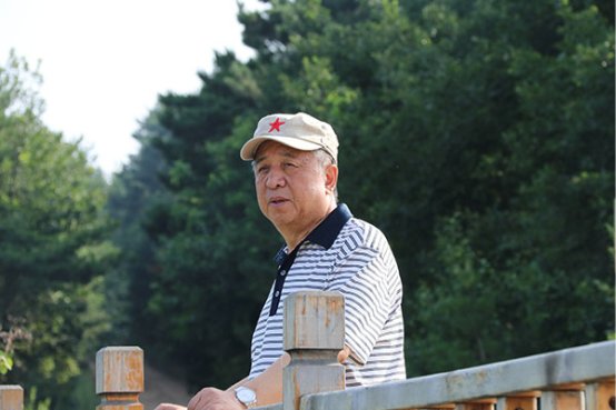 馬云宣布過(guò)“山海關(guān)”之時(shí),鄭俊懷已帶領(lǐng)紅星乳業(yè)實(shí)現(xiàn)8年涅槃