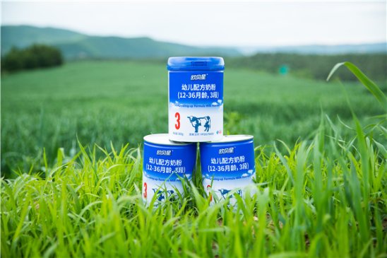 馬云宣布過(guò)“山海關(guān)”之時(shí),鄭俊懷已帶領(lǐng)紅星乳業(yè)實(shí)現(xiàn)8年涅槃