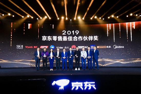 京東主場助力聯(lián)想新品橫掃ChinaJoy 網(wǎng)友神評“讓人尖叫！”