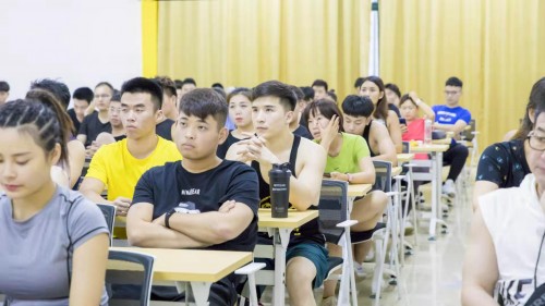 光豬圈健身與賽普聯(lián)手舉辦京滬兩場招聘會，加盟商現(xiàn)身說法