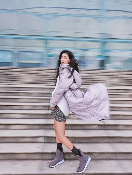 波司登泡芙輕暖系列羽絨服，斬獲年輕消費者芳心