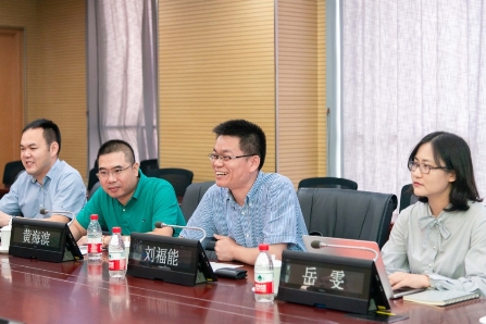 銳捷網(wǎng)絡與科大訊飛再攜手 共同打造智能語言聽說教室