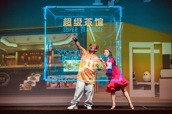 全息舞臺(tái)劇丨諦聽(tīng)文化全息幻影實(shí)像+真人表演，裸眼3D效果震驚！