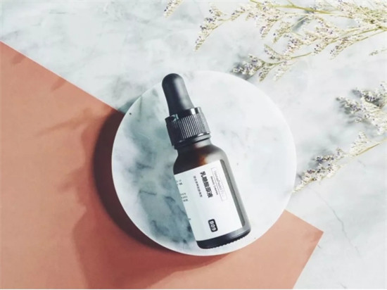 毛孔粗大意難平？來(lái)看看這瓶堪稱“磨皮濾鏡”的HomeFacialPro乳糖酸原液