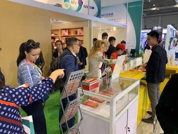 進(jìn)博會(huì)第4天！洋老板“碩果累累”：簽單總額超5千萬
