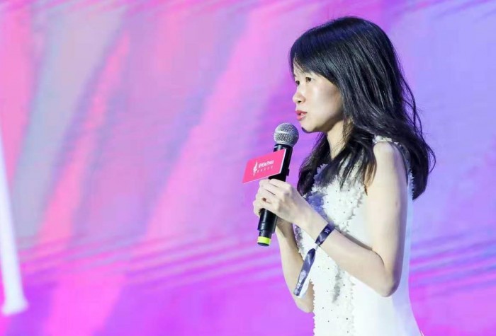 睿問She Power獨(dú)創(chuàng)女性學(xué)習(xí)3.0模式，“校長計(jì)劃”賦能1億職業(yè)女性成長