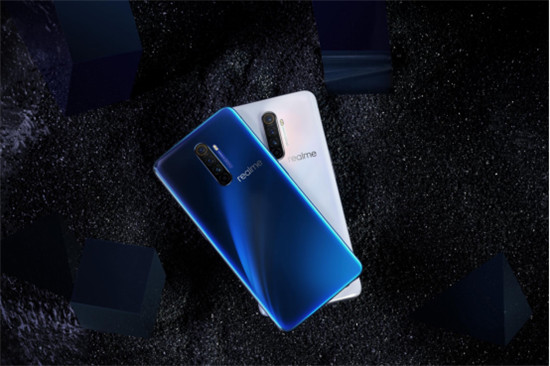 realme CEO李炳忠專訪：要做5G普及者，性價比永遠不是realme考慮的范疇