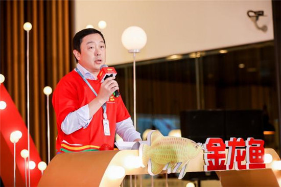 薇婭田亮首度合體，攜手金龍魚以健康點亮新年