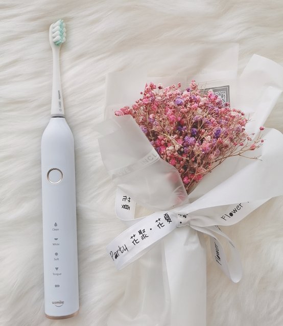 電動(dòng)牙刷怎么用最好？放在牙齒上就可以了嗎？