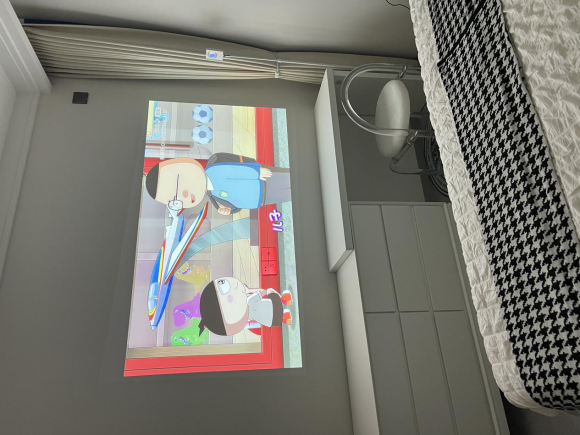 輕薄旗艦投影，就選大眼橙X7D Pro