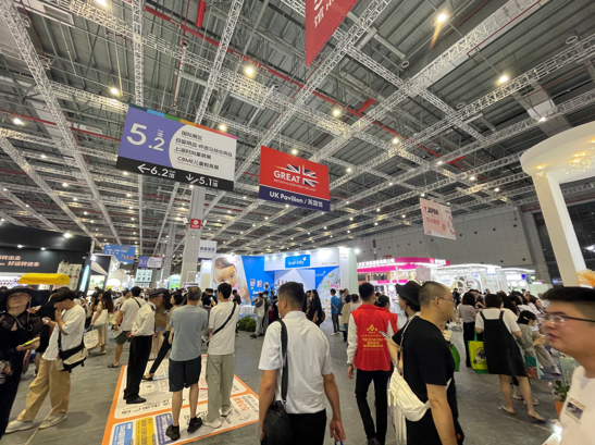 第 23 屆 CBME 孕嬰童展，和愛德華醫(yī)生護(hù)眼燈在上海來一場邂逅吧