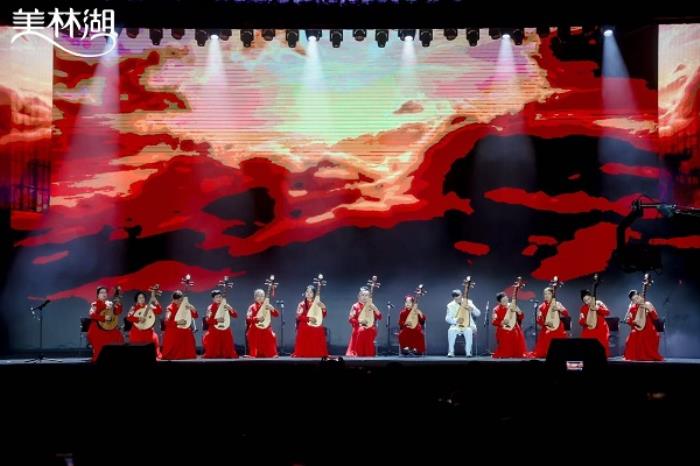 走進(jìn)美林湖春晚，找尋這場共創(chuàng)盛事背后，共同持守與思考的答案