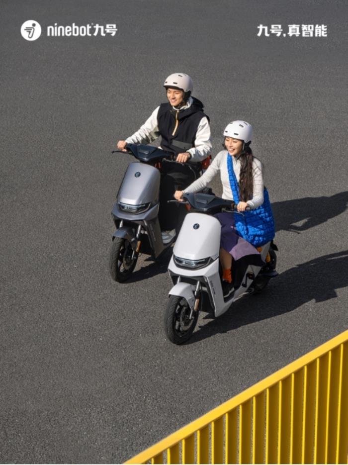 2025長續(xù)航電動車怎么選？九號電動F2z 110 MAX引領智能出行新風尚