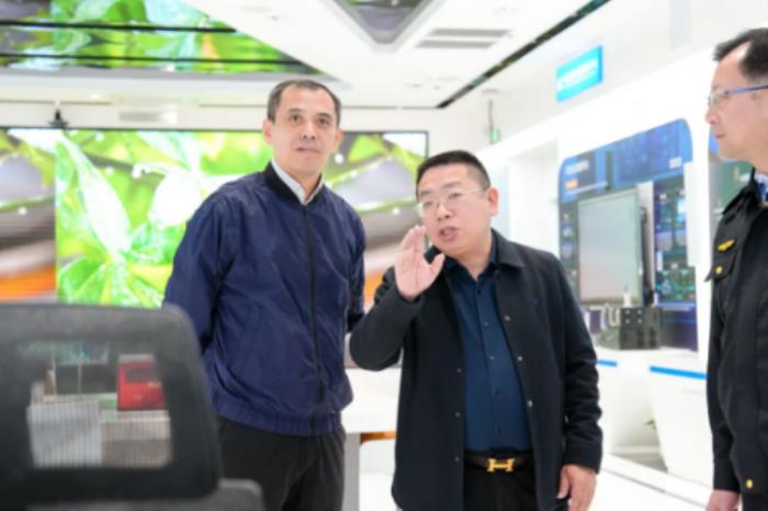 熱烈歡迎廣州市市場監(jiān)督管理局黨組成員、副局長萬眾一行蒞臨itc保倫股份調(diào)研指導(dǎo)知識產(chǎn)權(quán)工作
