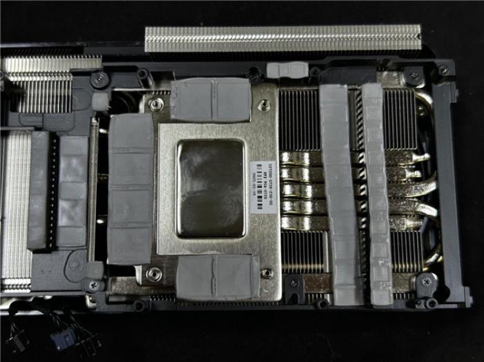 DLSS 4用實力告訴你！耕升 GeForce RTX 5070 Ti 追風(fēng)不再是4K入門選擇