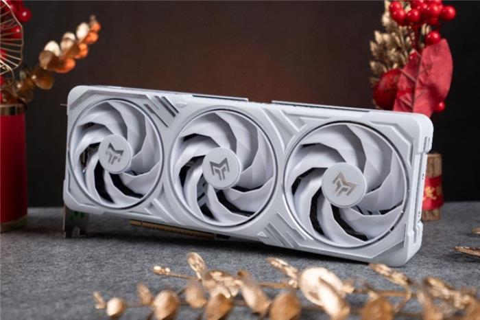 影馳 GeForce RTX 5070 Ti 金屬大師 OC評測：DLSS 4超強(qiáng)發(fā)揮
