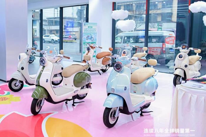 雅迪華宇電池，如何突破售后潛規(guī)則的“天花板”？
